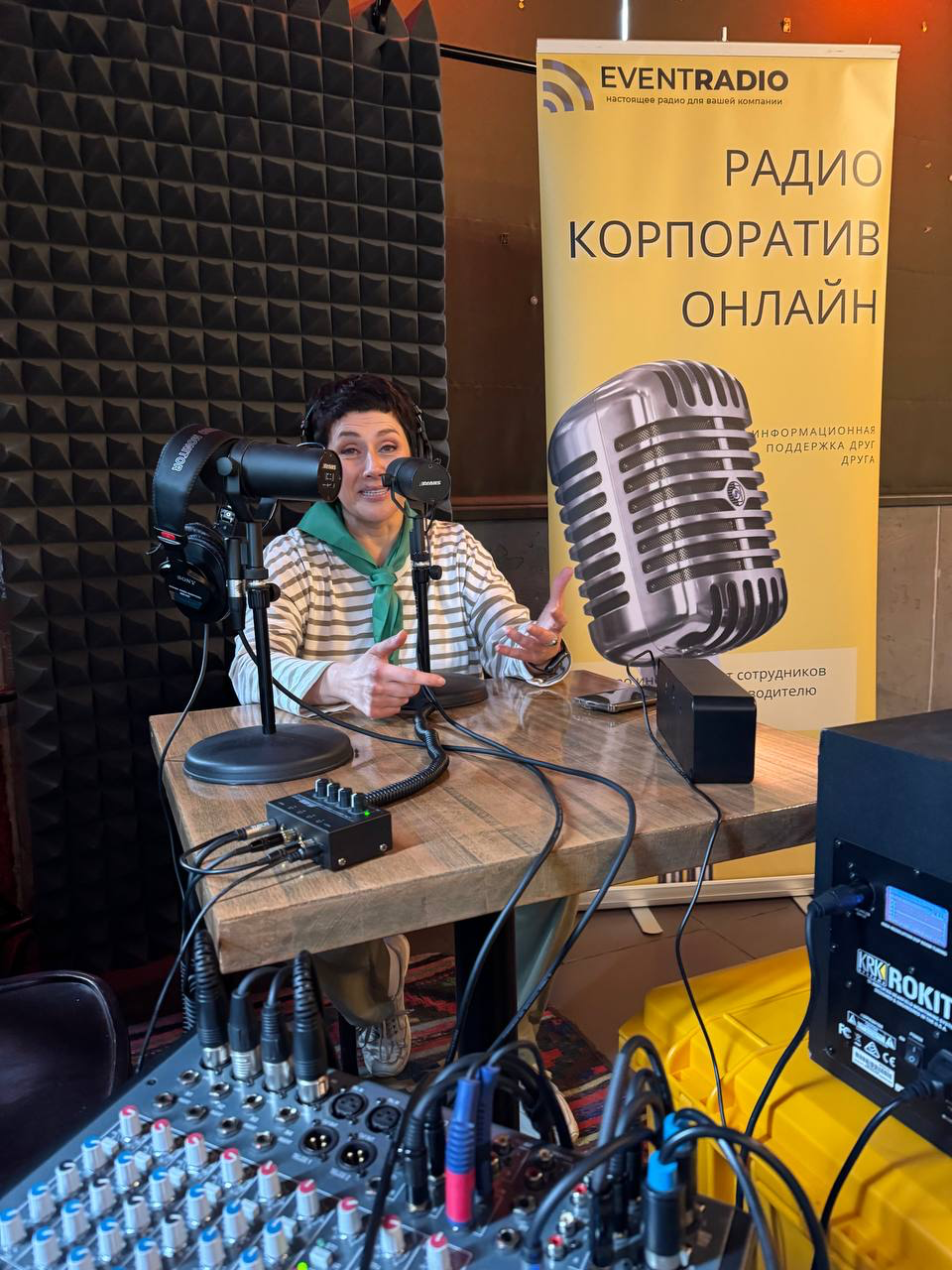 Анна Несмеева в студии Внутриком FM